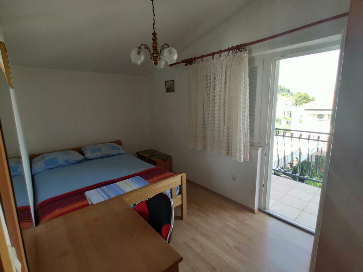 Eva Apartment 1 โตรกีร์ ภายนอก รูปภาพ